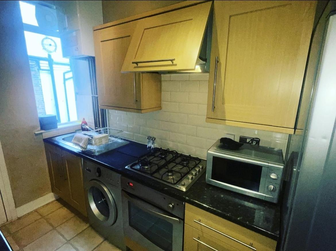 Luxury 1-Bed Apartment With Stunning City Views Perfect For Short Stays In Londyn Zewnętrze zdjęcie