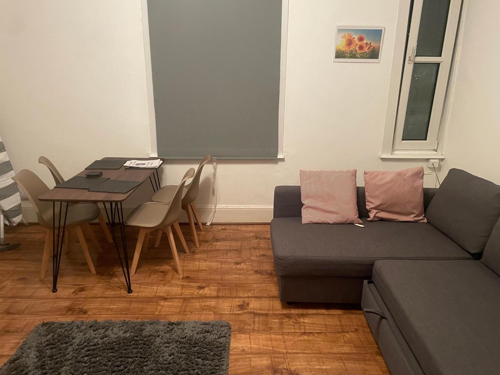 Luxury 1-Bed Apartment With Stunning City Views Perfect For Short Stays In Londyn Zewnętrze zdjęcie